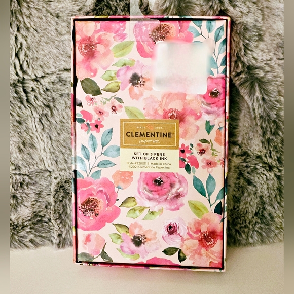 Set of 3 pens by Clementine Paper Inc. - Picture 5 of 5